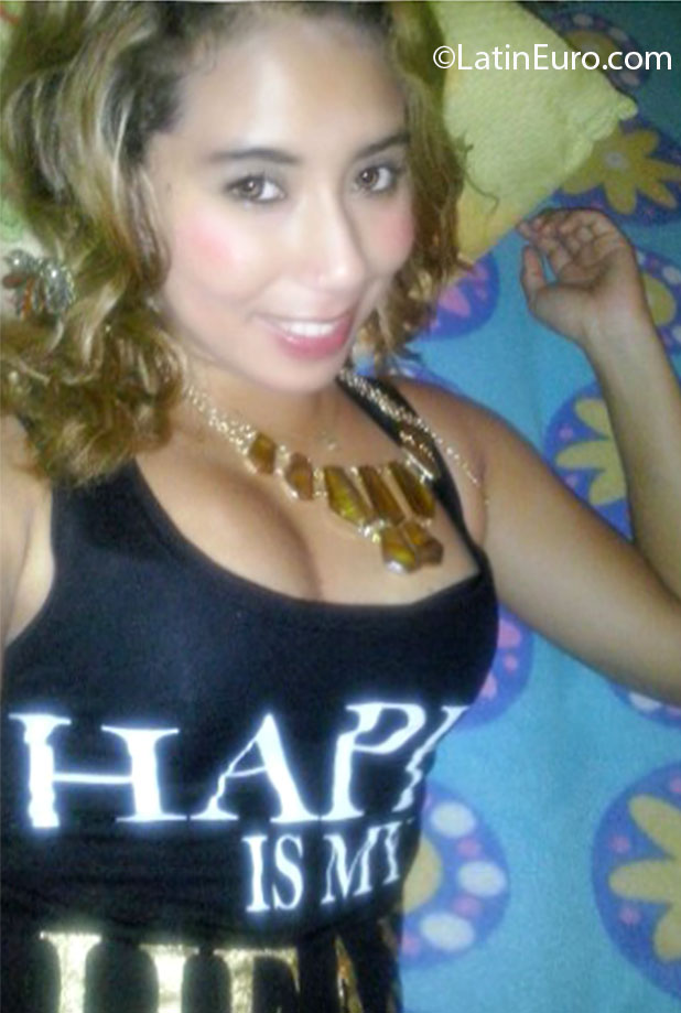 Date this sultry Brazil girl Gessica from Macapa BR8883