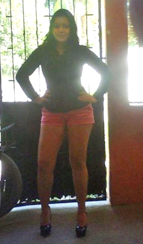 Date this nice looking Honduras girl Esmeralda Villa from San Pedro Sula HN801