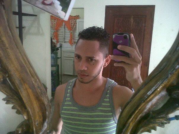 Date this hard body Dominican Republic man Manuel from La Vega DO14424