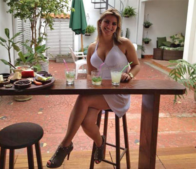 Date this happy Brazil girl Michely from Americana BR8709