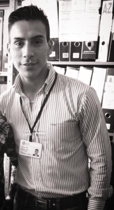 Date this cute Colombia man JONATHAN from Bogota CO12303