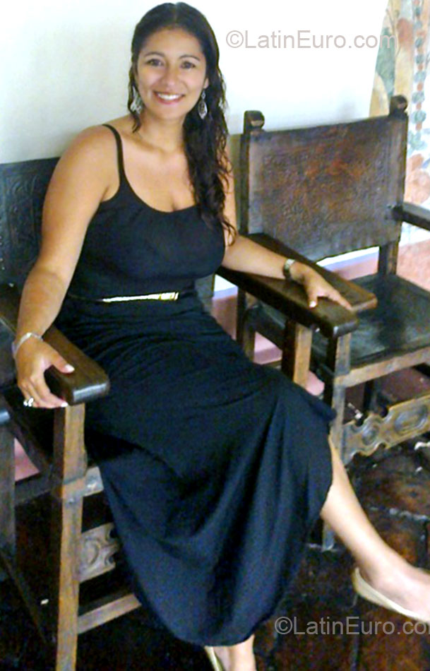 Date this pretty Colombia girl Diana from Colombia CO12317