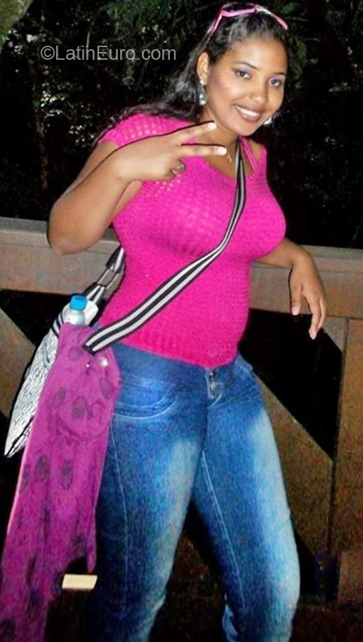 Date this sensual Brazil girl Morena Original from Campinas BR7545