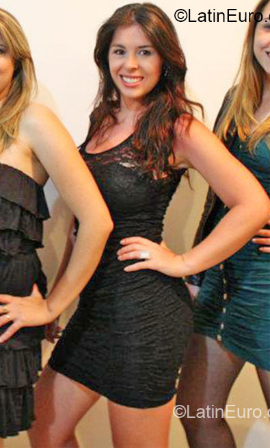 Date this delightful Brazil girl Phamala from Sao Paulo BR7596