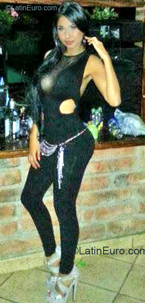 Date this delightful Colombia girl Sol from Bogota CO15462