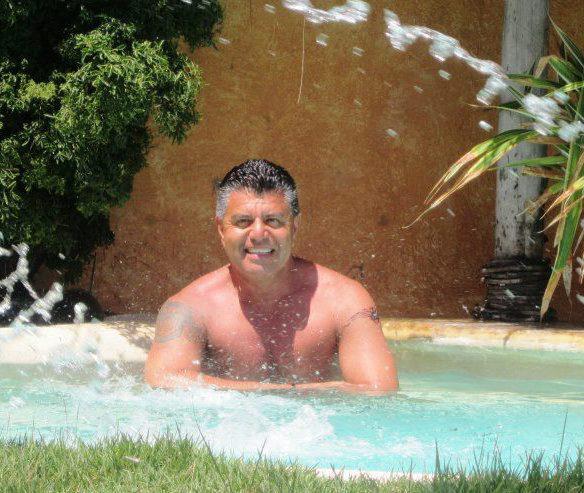 Date this athletic United States man Cesarc from Chicago US14047