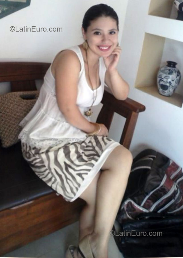 Date this hard body Nicaragua girl Olga from Managua NI131