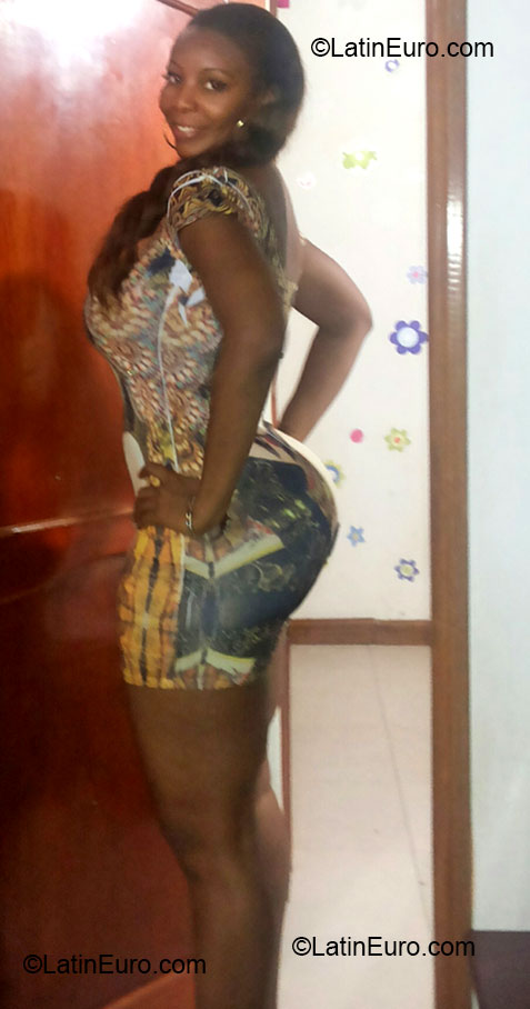 Date this charming Colombia girl Nafer from Medellin CO12621