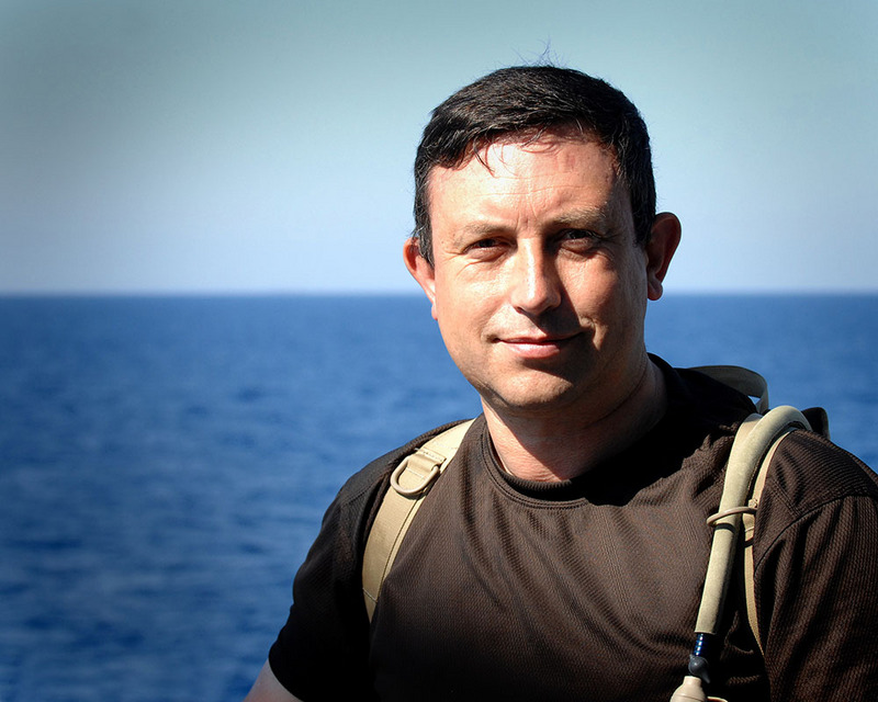 Date this hard body United States man Craig from Long Beach US14102