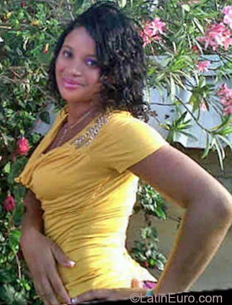 Date this hot Jamaica girl Natalee from Manchester JM1108