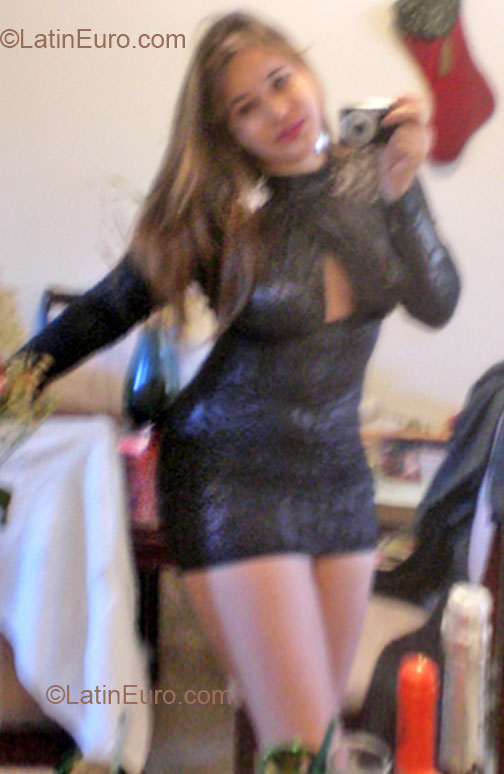Date this cute Dominican Republic girl Charline from Santo Domingo DO15284
