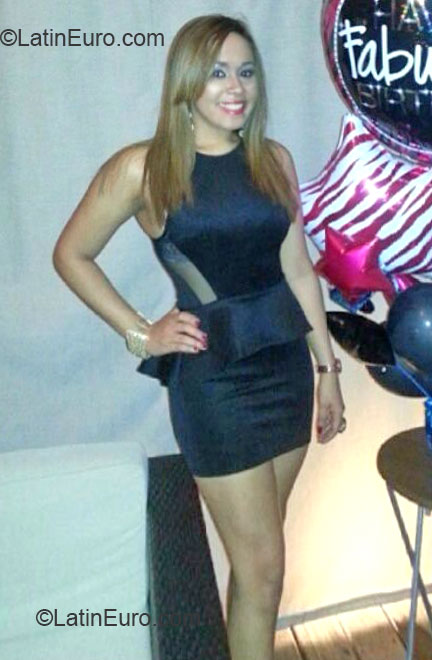 Date this athletic Panama girl AngieRP from Panama PA349