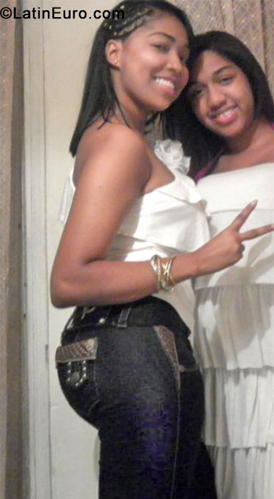 Date this funny Colombia girl Angie tatiana d from Cali CO12762