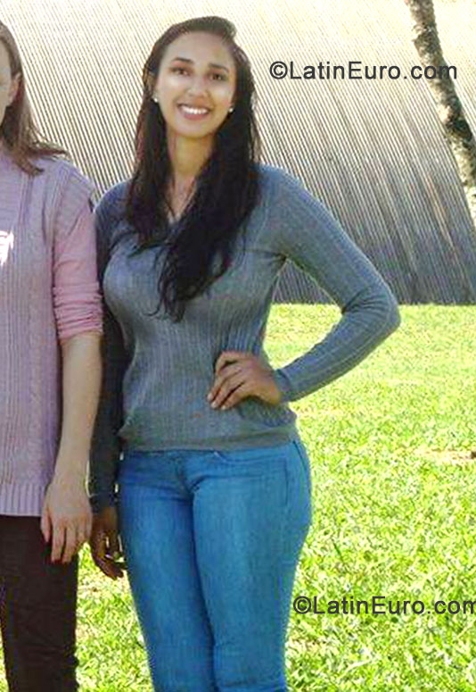 Date this stunning Brazil girl Marcia from Chapeco BR7700