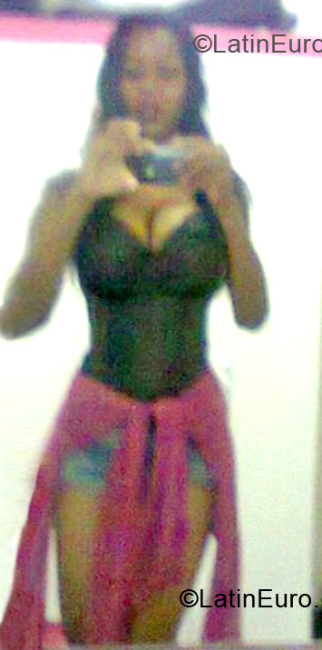 Date this young Brazil girl Klyfani from Manaus BR7731