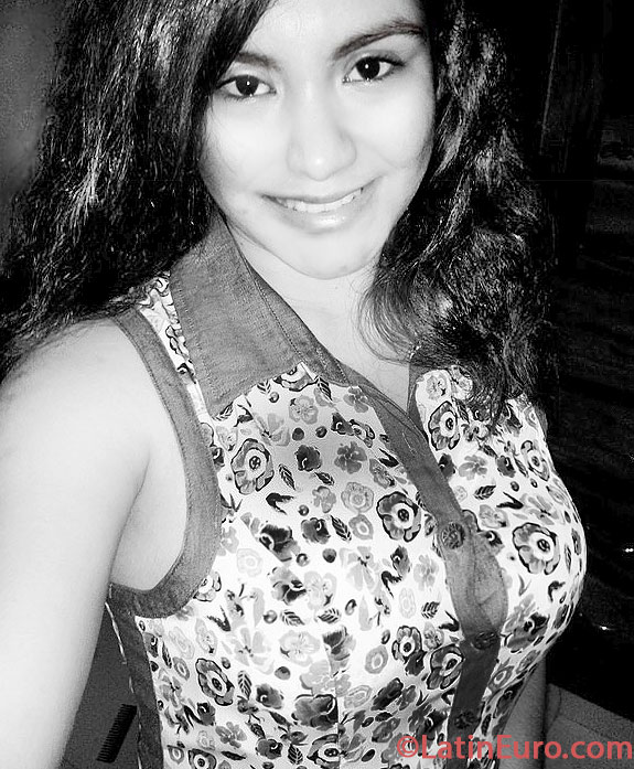 Date this hard body Mexico girl Leslie from Poza Rica MX1083