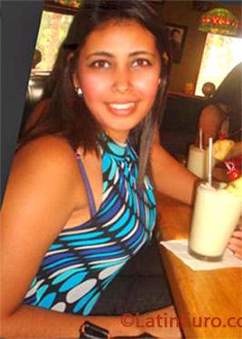 Date this cute Honduras girl Julissa from San Pedro Sula HN852