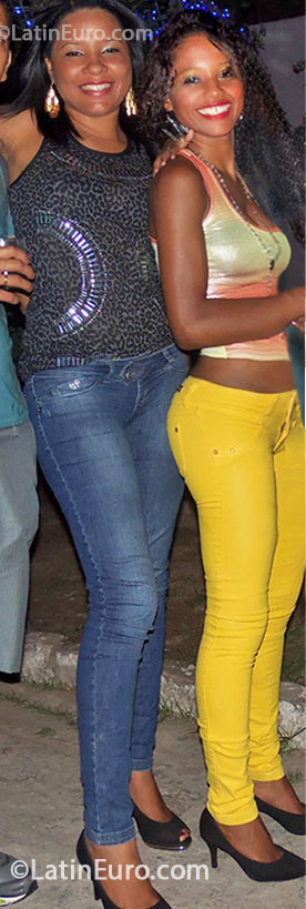 Date this pretty Brazil girl Tatiane from Igarassu BR7862