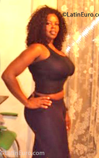 Date this georgeous Brazil girl Alessandra from Sao Paulo BR7877