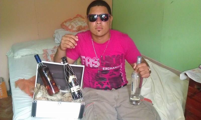 Date this hard body Dominican Republic man Altagrasias from San Pedro De Macori DO16386