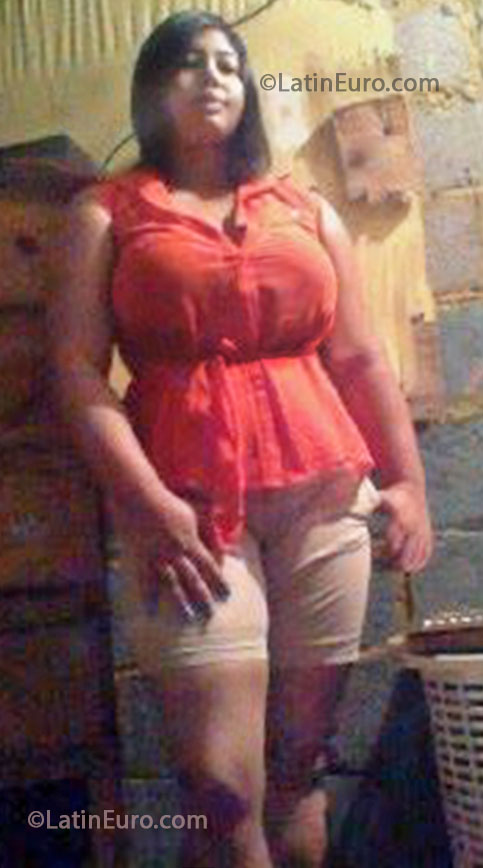 Date this funny Dominican Republic girl Marlin from Santo Domingo DO16491