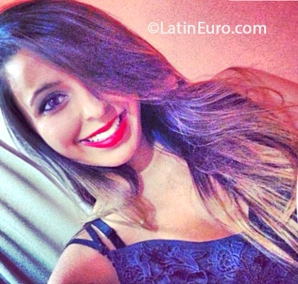Date this beautiful Brazil girl Eduarda from Joinville BR7961