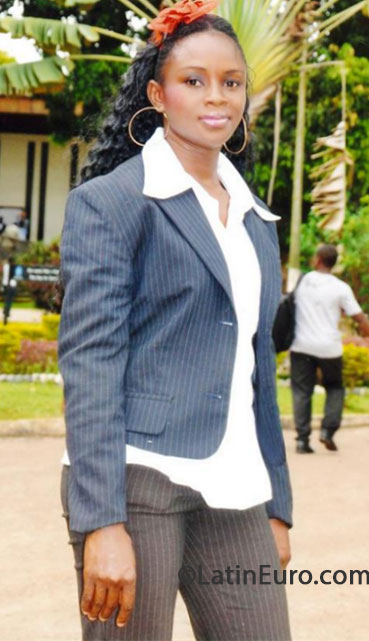 Date this cute Cameroon girl Rolan from Yaounde CM150