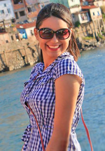 Date this athletic Brazil girl Laiana from Salvador BR7970