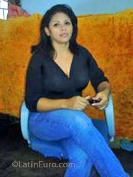 Date this exotic Brazil girl Andreia from Fernandopolis BR8019