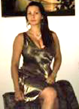 Date this foxy Brazil girl Selma from Ubatuba BR8021