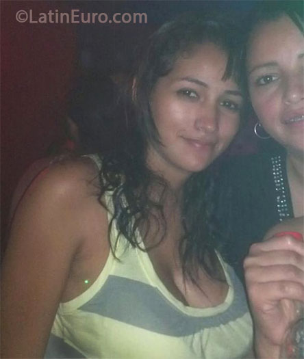 Date this fun Colombia girl Luisa from Cali CO13716