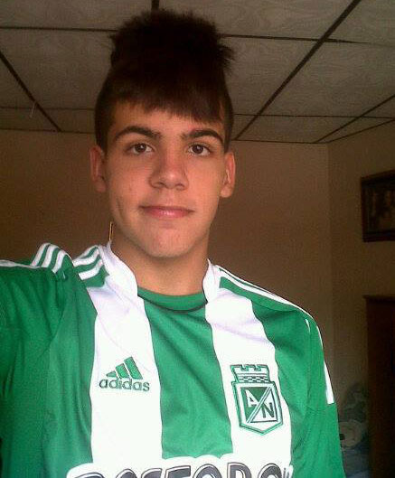 Date this voluptuous Colombia man Diego from cartago CO13761