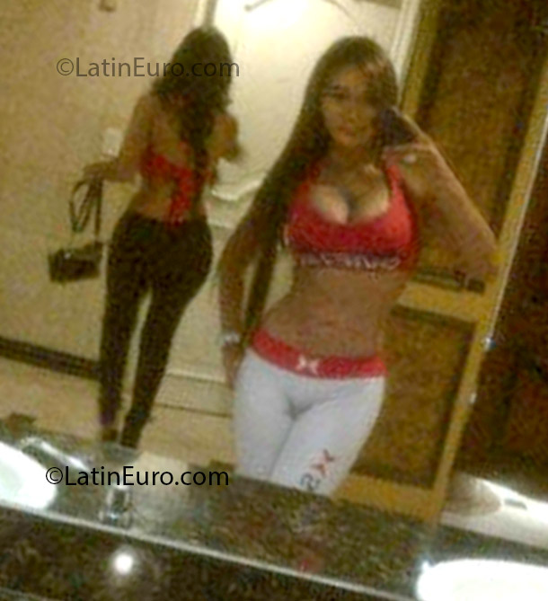 Date this stunning Ecuador girl Linda from Guayaquil EC161