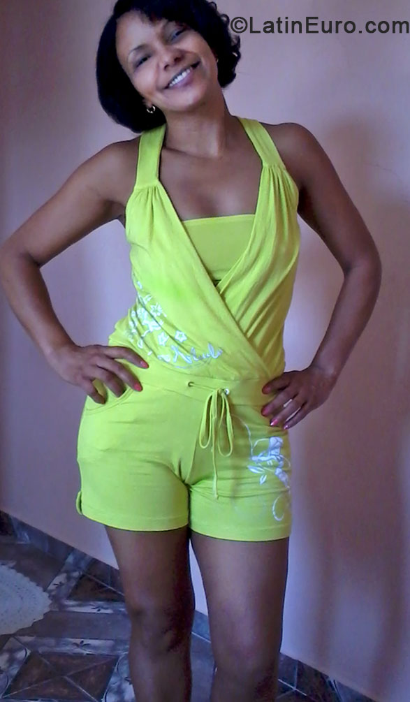 Date this delightful Brazil girl Ieda from Sao Paulo BR8157
