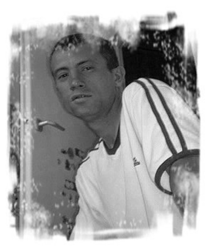 Date this lovely Netherlands man Robert from Ede NL236