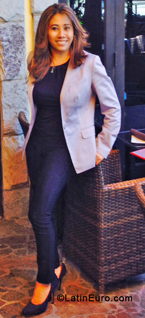 Date this foxy United States girl Pastora from Los Angeles US14598