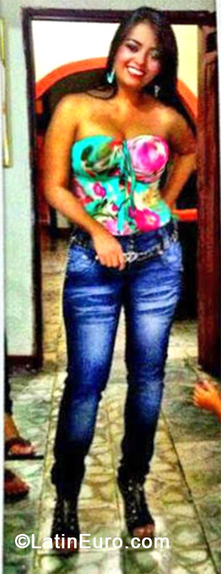 Date this lovely Colombia girl Carolina from Cali CO14315