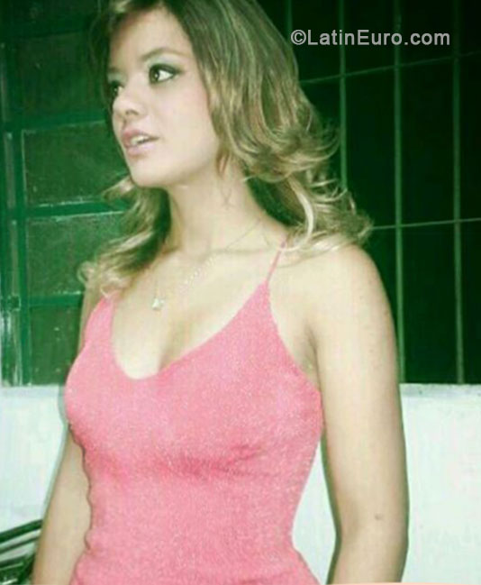 Date this cute Brazil girl Elanice from Belo Horizonte BR8221