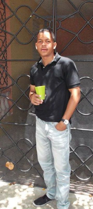 Date this exotic Dominican Republic man Victor alvarez from Santo Domingo DO17650