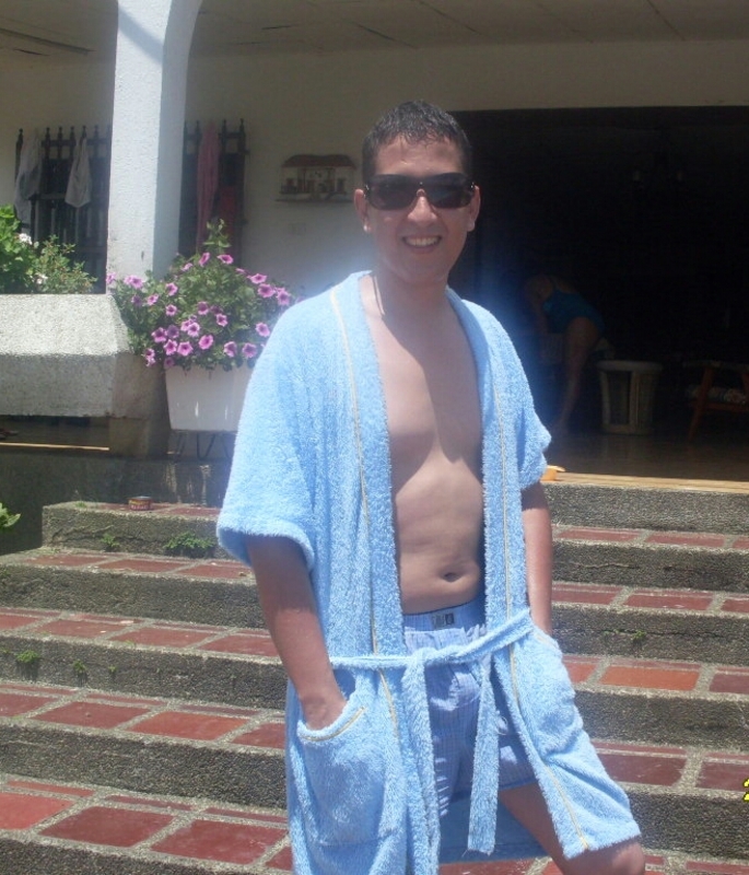 Date this stunning Colombia man Sebastian from Manizales CO14413