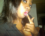good-looking Cameroon girl Manuela from Douala CM193