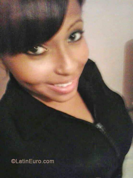 Date this funny Brazil girl Tatiane from Sao Paulo BR8252