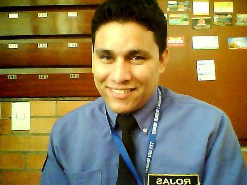 Date this hot Colombia man ELKIN from Bucaramanga CO14497