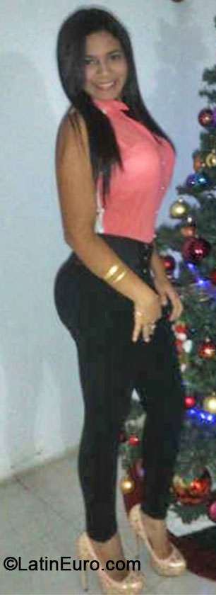 Date this beautiful Venezuela girl Grace from Valle de la pascua VE111