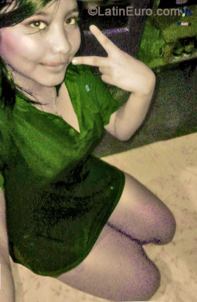 Date this athletic Mexico girl Alexis Martinez from Oaxaca MX1246