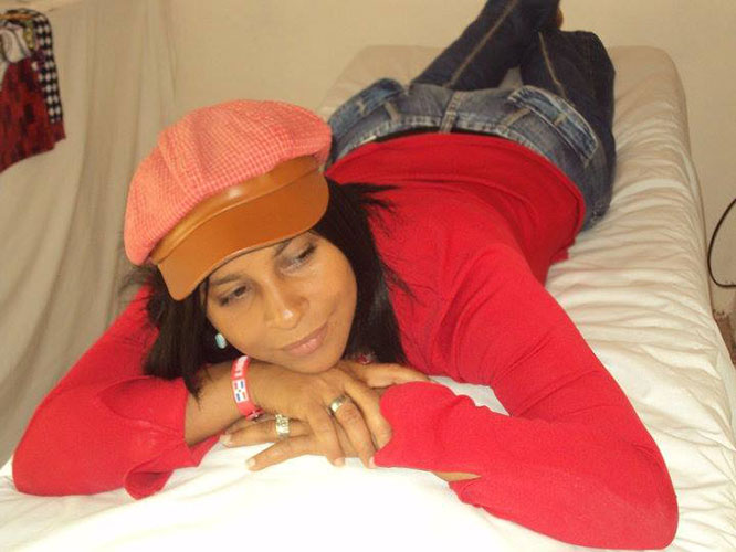 Date this delightful Dominican Republic girl Madrile from Santo Dominigo DO17868