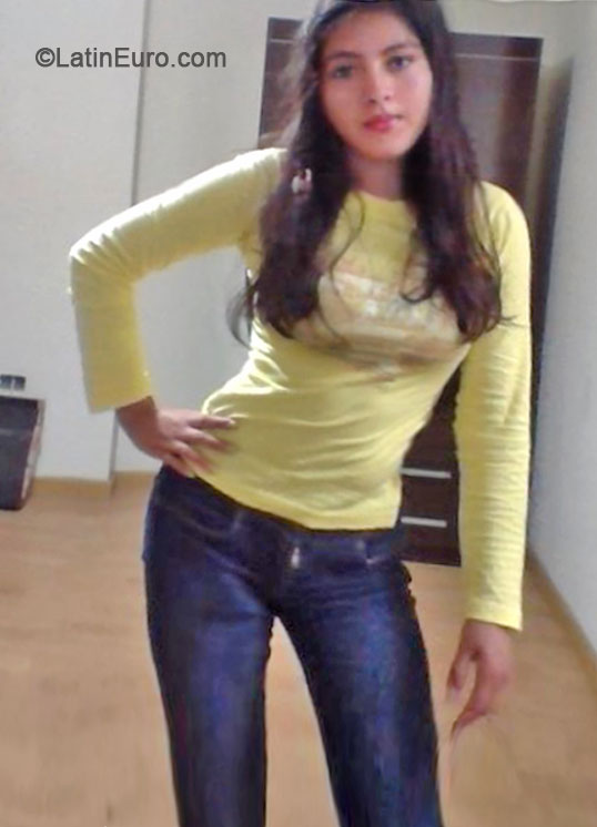 Date this lovely Peru girl Lucia from Lima PE861