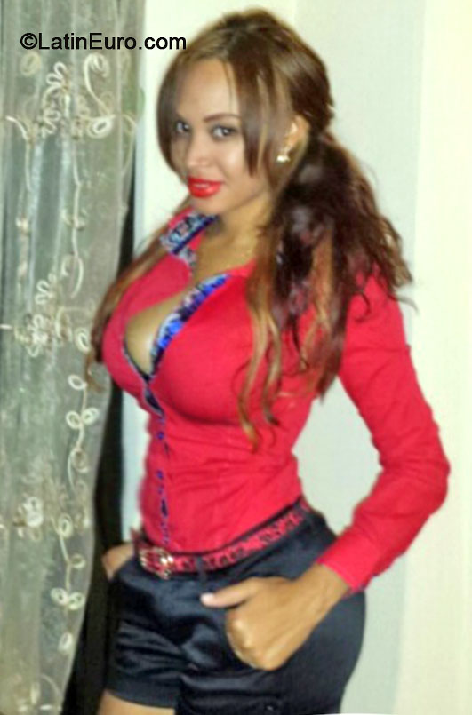 Date this young Dominican Republic girl Natalia1987 from Santo Domingo DO17887