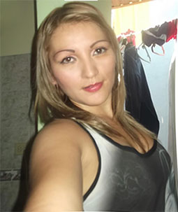 Date this fun Colombia girl Meryiam from Bucaramanga CO14569