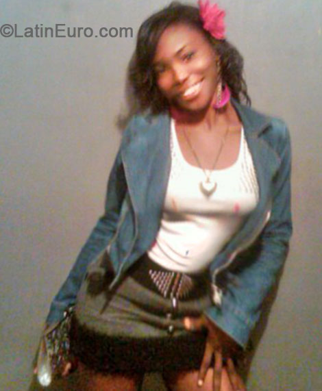Date this passionate Jamaica girl Sarah from Kingston JM1647